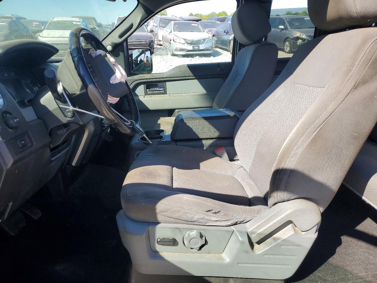 2013 Ford F150 Super Cab - Фото 7