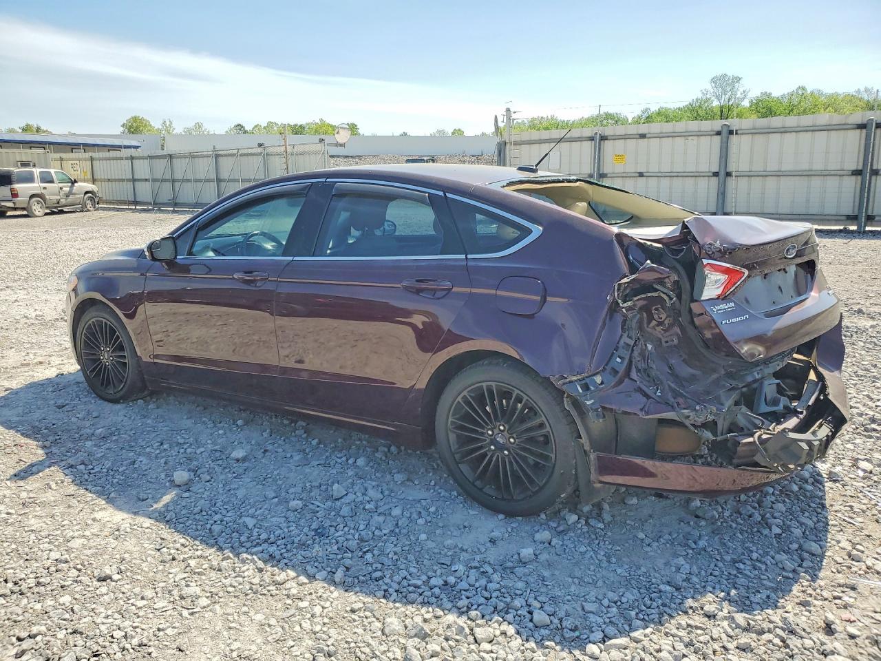 2013 Ford Fusion Se - Фото 2