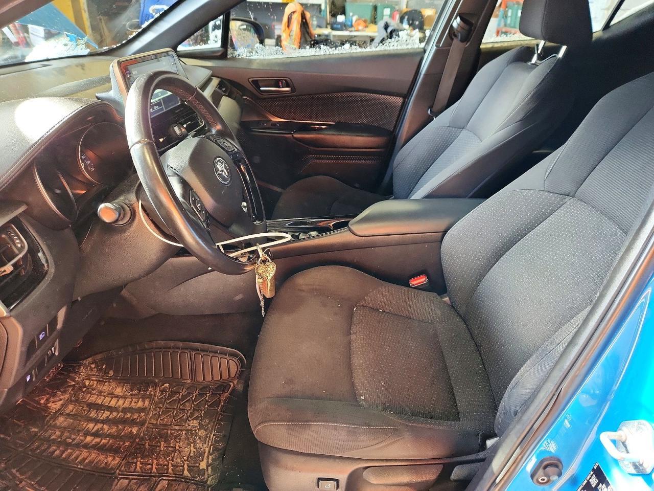 2019 Toyota C-Hr Le - Image 7