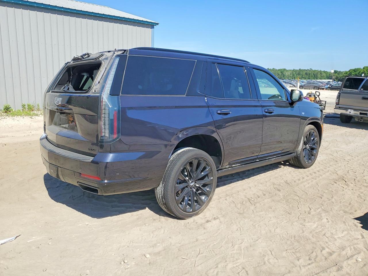 2025 Cadillac Escalade Sport Platinum - Фото 3