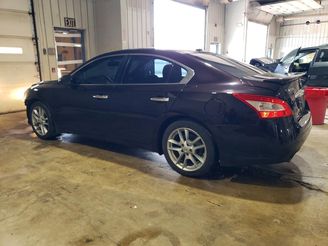 2010 Nissan Maxima 3.5 S - Фото 2