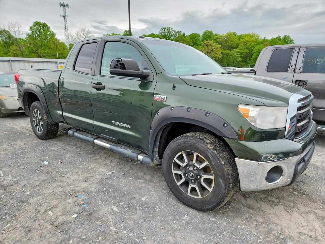 2011 Toyota Tundra Double Cab Sr5 - Image 4