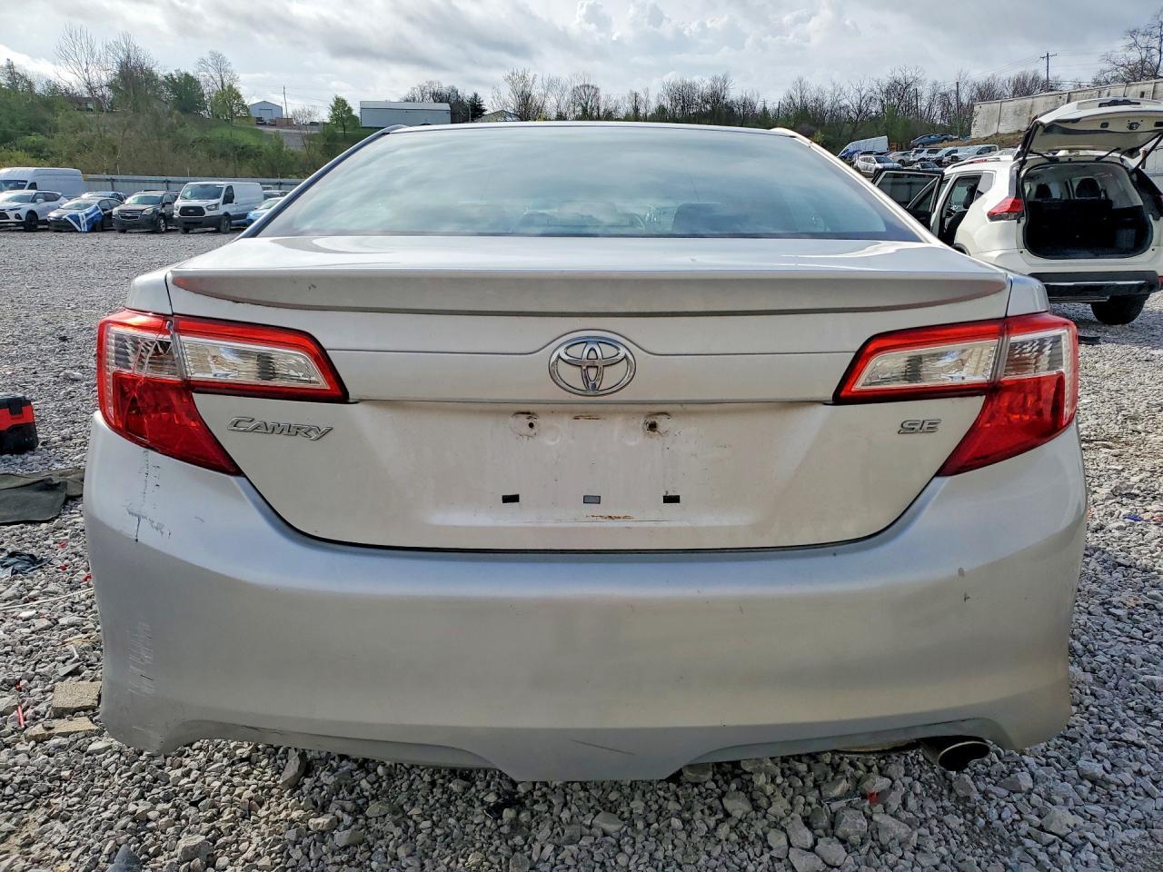 2013 Toyota Camry Se - Фото 6