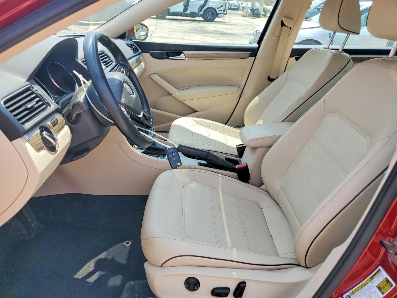 2017 Volkswagen Passat Se - Фото 7