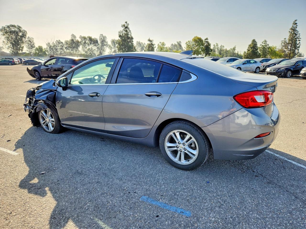2018 Chevrolet Cruze Lt - Фото 2