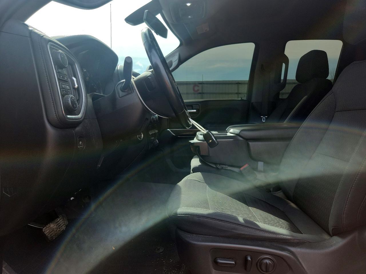 2019 Chevrolet Silverado K1500 Rst - Image 7