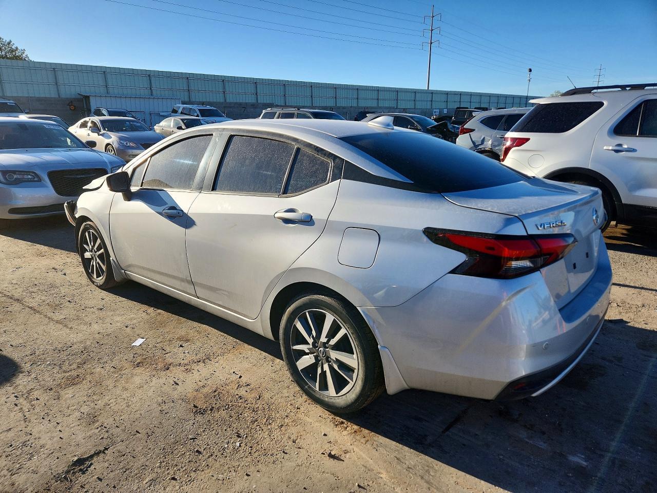 2021 Nissan Versa Sv - Фото 2