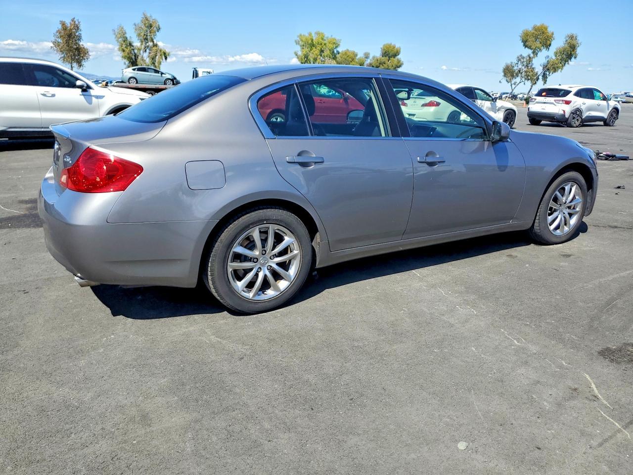 2007 Infiniti G35 X - Image 3