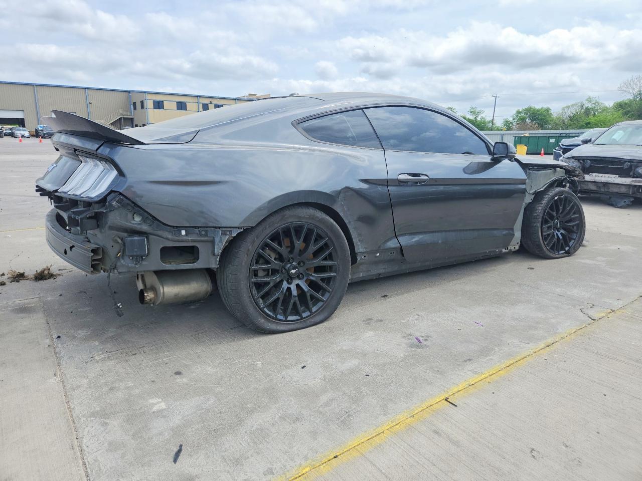 2016 Ford Mustang Gt - Фото 3