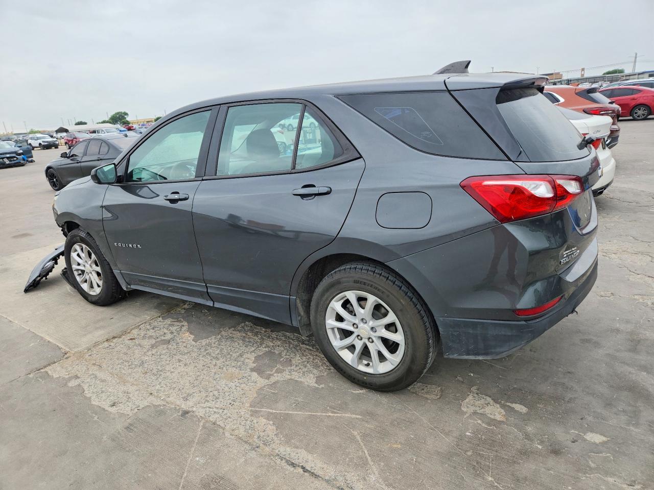 2020 Chevrolet Equinox Ls - Image 2
