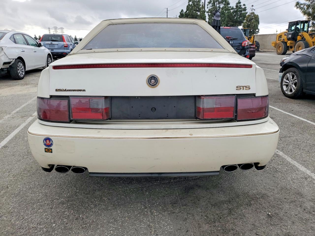 1996 Cadillac Fleetwood - Фото 6