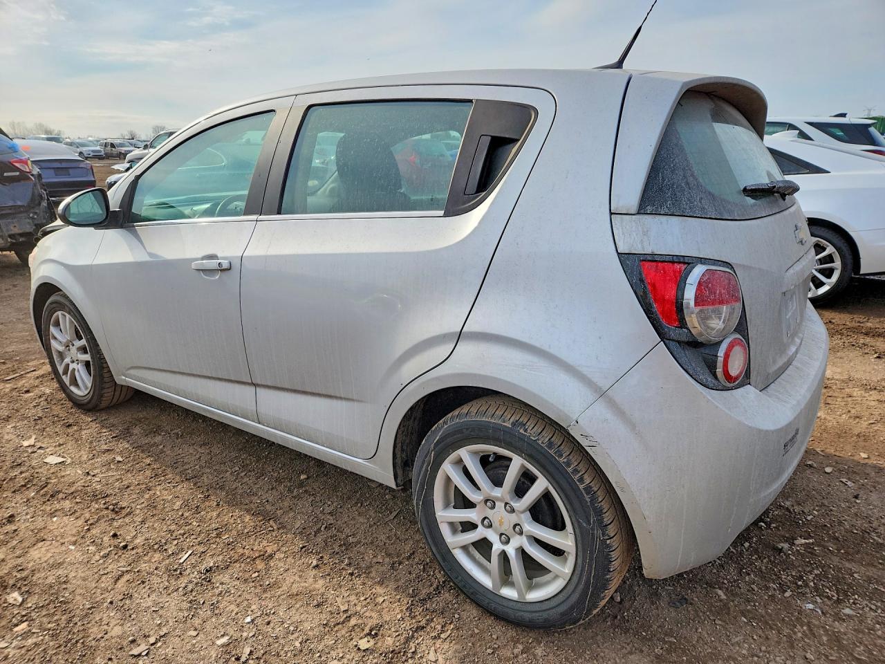 2012 Chevrolet Sonic Lt - Image 2
