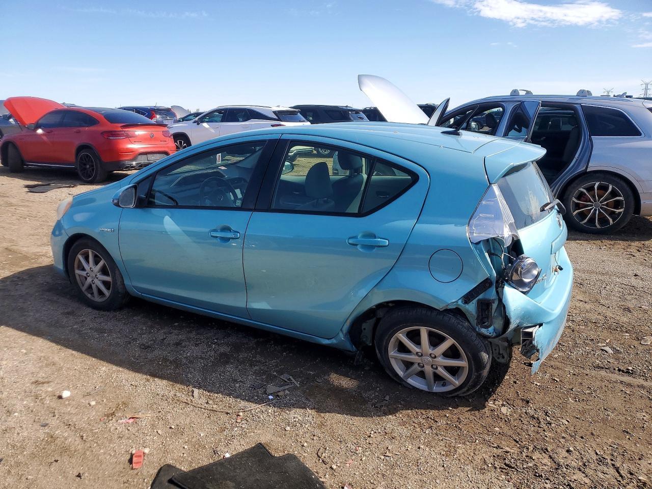 2013 Toyota Prius C Four - Фото 2