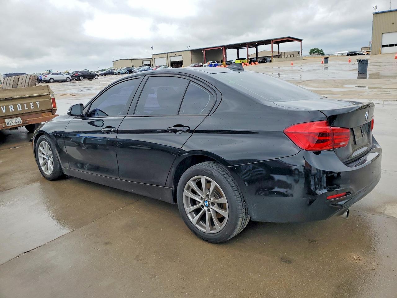 2018 BMW 320 I - Фото 2