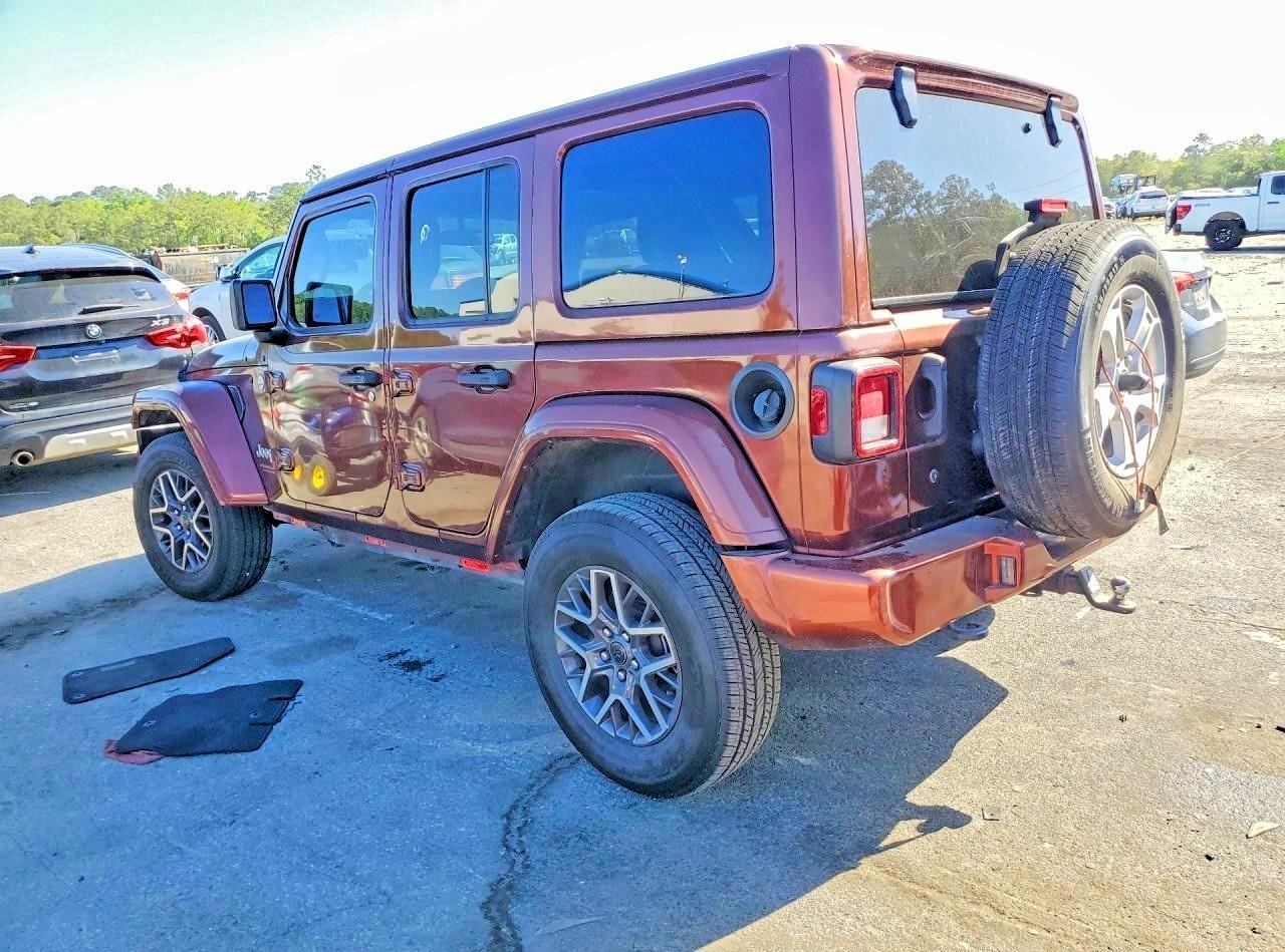 2019 Jeep Wrangler Unlimited Sport - Image 2