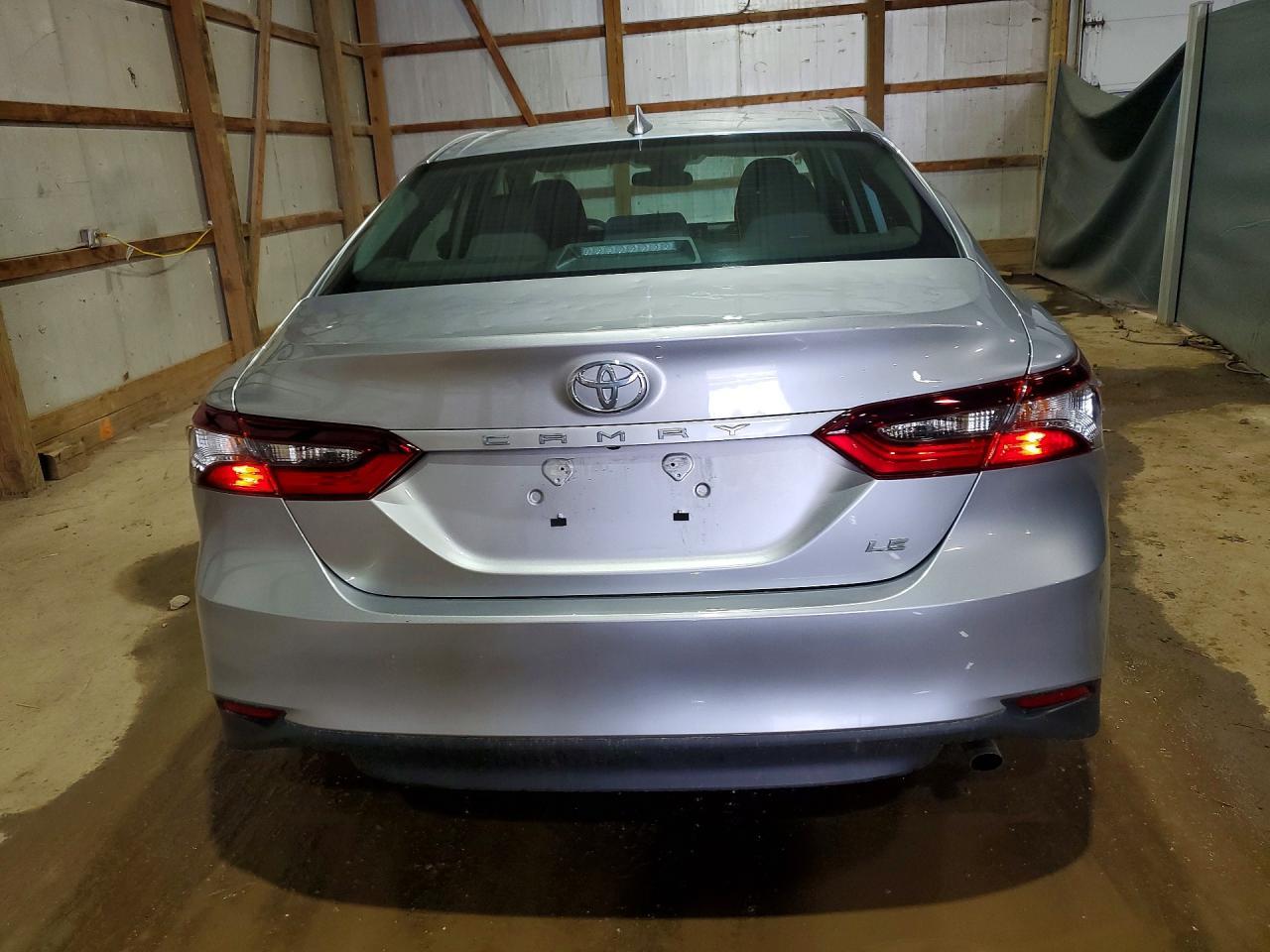 2024 Toyota Camry Le - Image 6