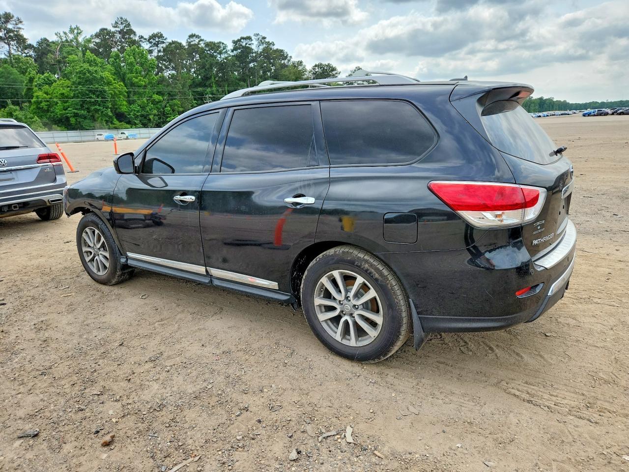 2016 Nissan Pathfinder Sl - Фото 2