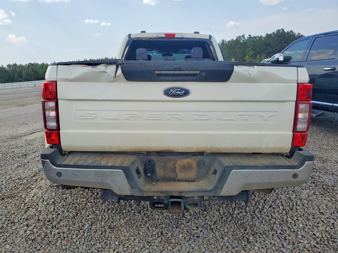 2022 Ford F350 Super Duty - Фото 6