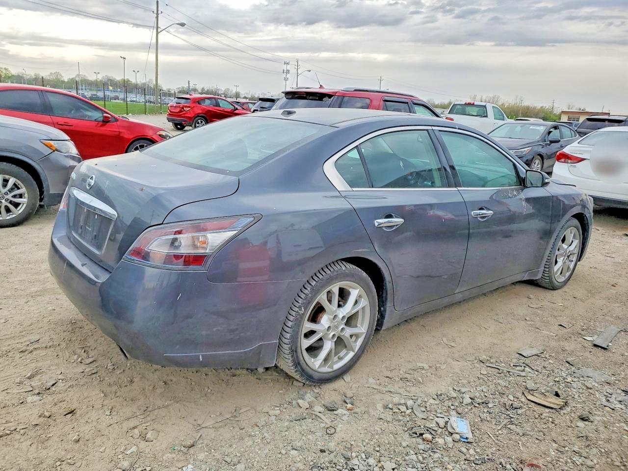 2013 Nissan Maxima 3.5 S - Фото 3