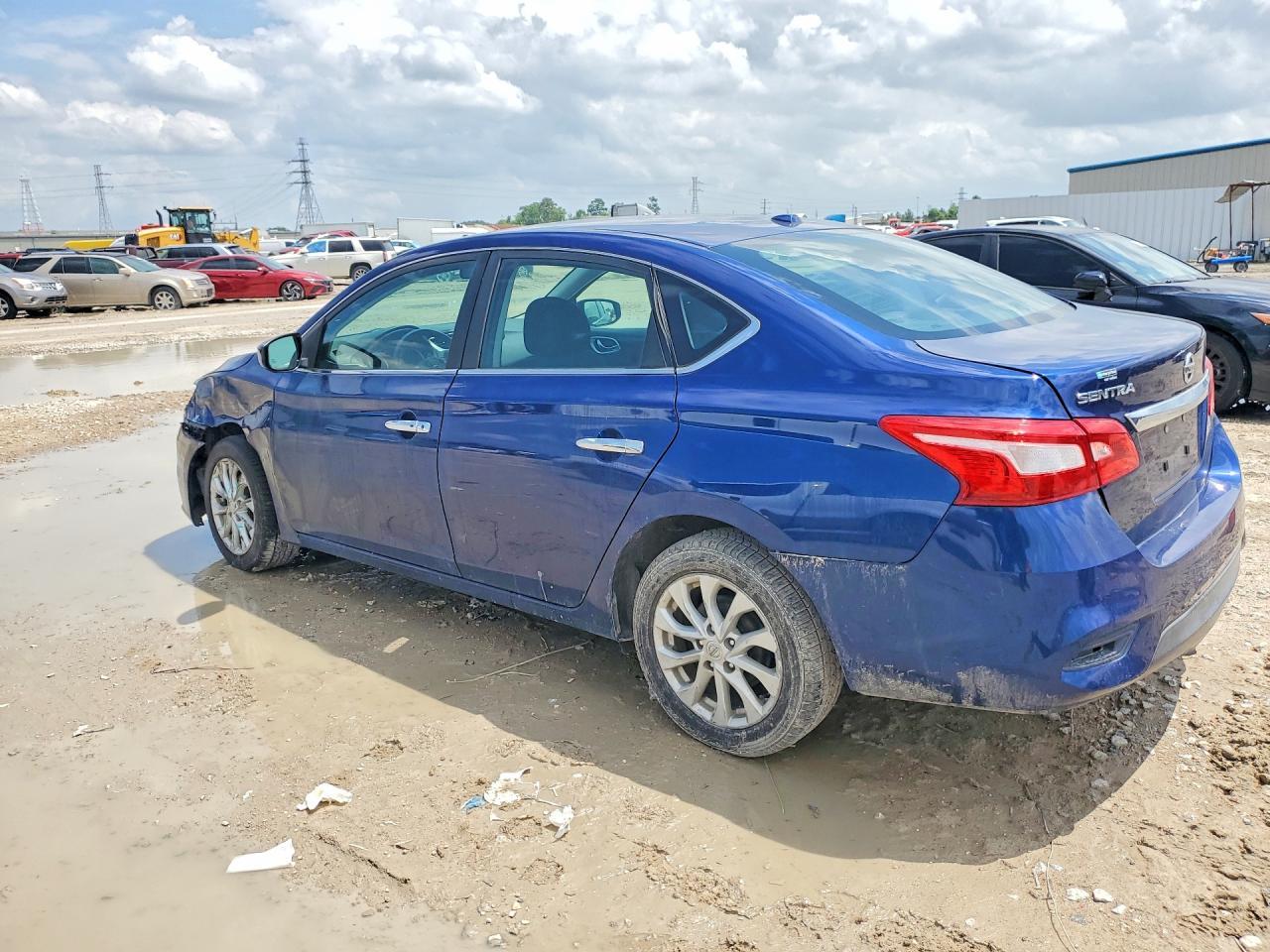 2019 Nissan Sentra Sv - Фото 2