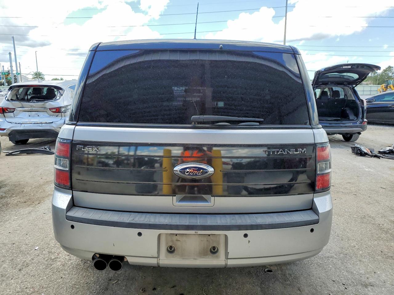 2012 Ford Flex Limited - Image 6