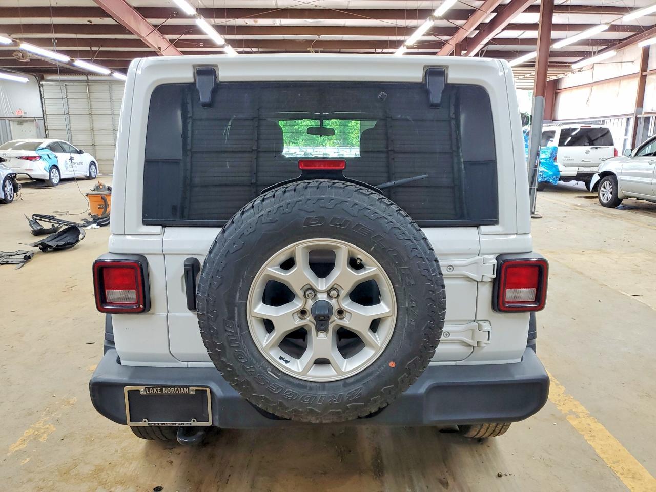 2021 Jeep Wrangler Unlimited Sport - Фото 6