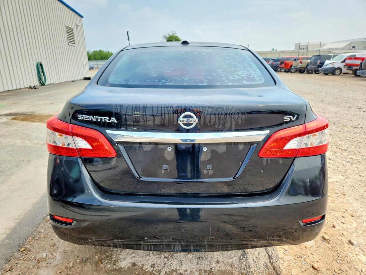 2015 Nissan Sentra S - Фото 6
