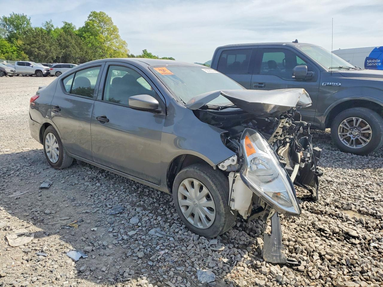 2019 Nissan Versa S Plus - Image 4