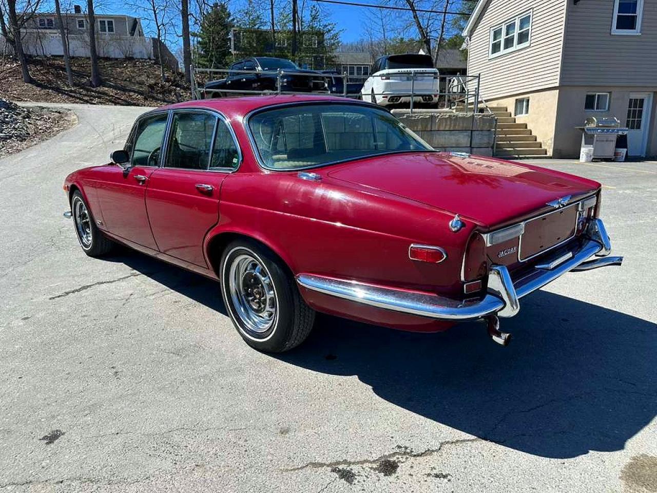 1972 Jaguar Xj6 - Фото 2