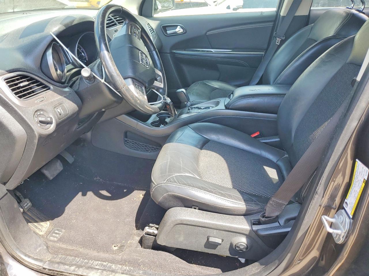 2019 Dodge Journey Crossroad - Image 7