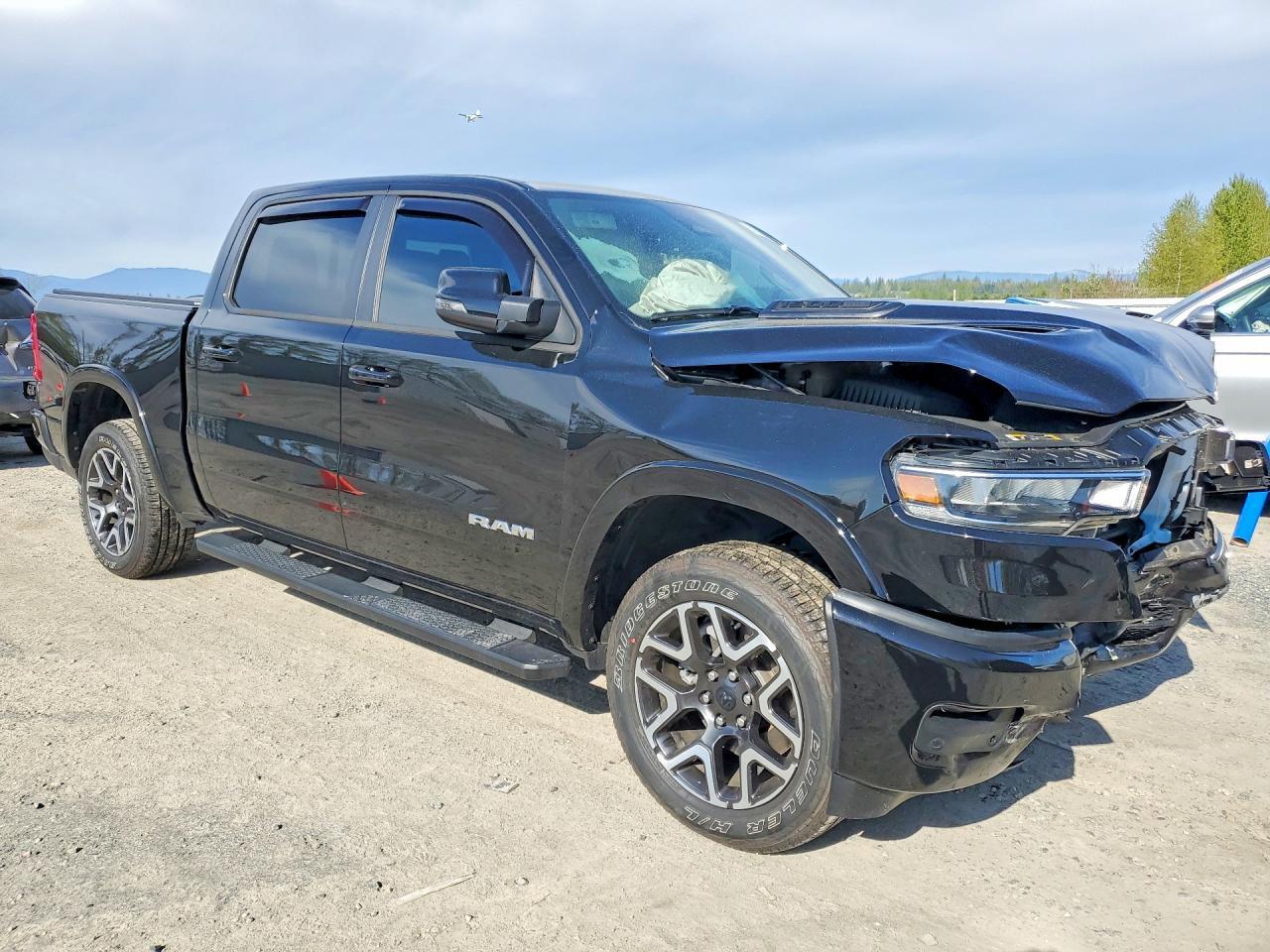 2025 Ram 1500 Laramie - Image 4
