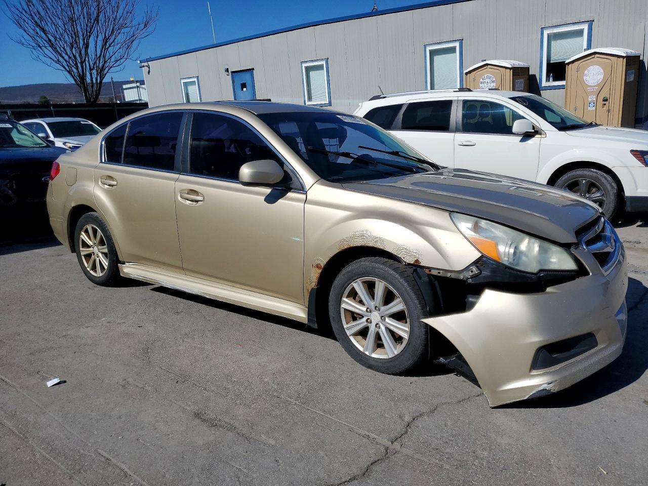 2010 Subaru Legacy 2.5I Premium - Фото 4