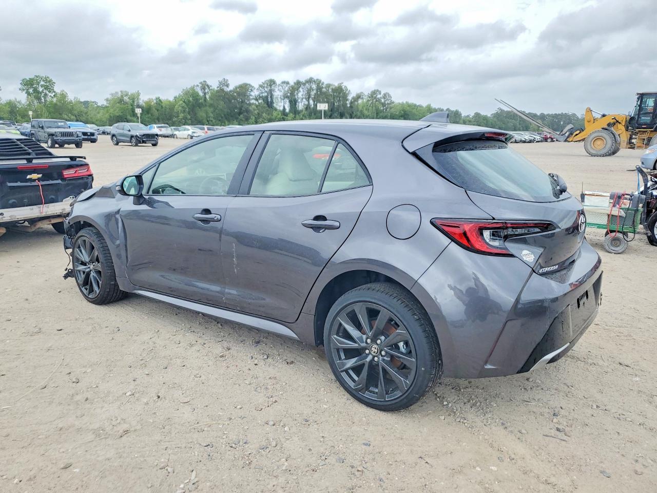 2025 Toyota Corolla Hatchback Xse - Image 2