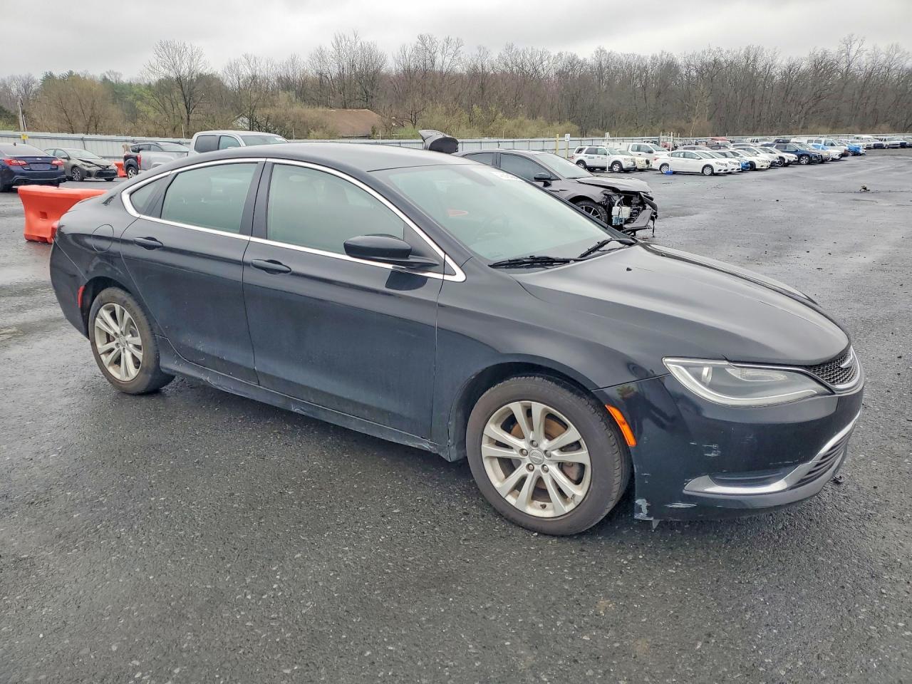 2015 Chrysler 200 Limited - Фото 4