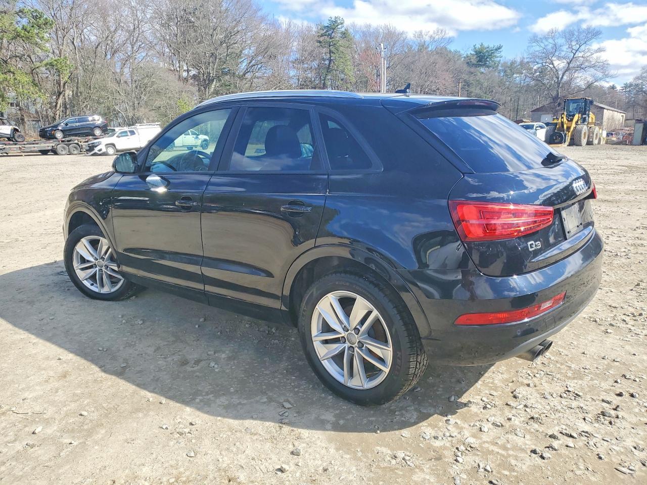 2017 Audi Q3 Premium - Image 2