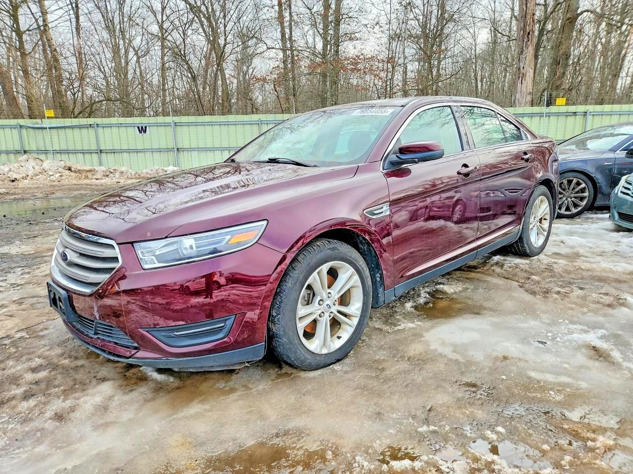 2018 Ford Taurus Sel