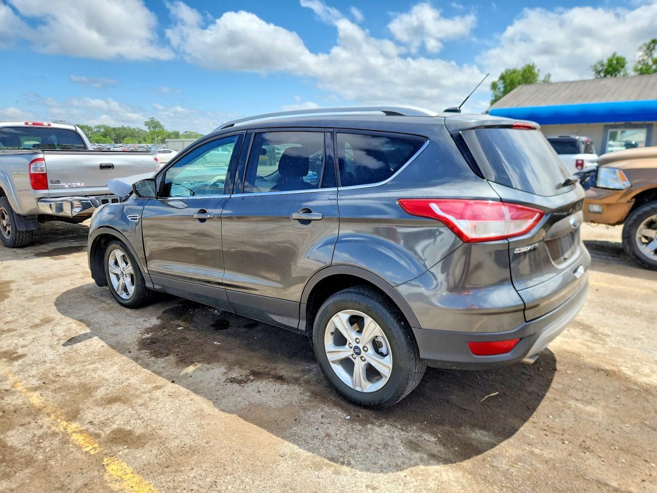 2016 Ford Escape Se - Фото 2