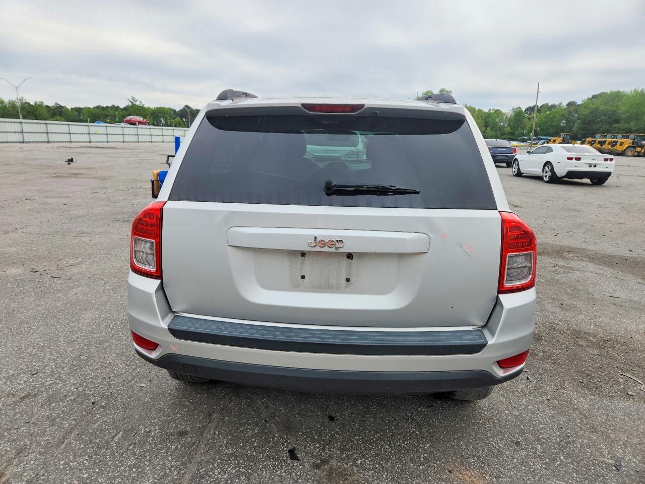 2011 Jeep Compass Sport - Фото 6