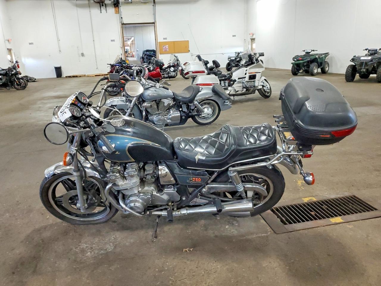 1981 Honda Cb750 C - Image 3