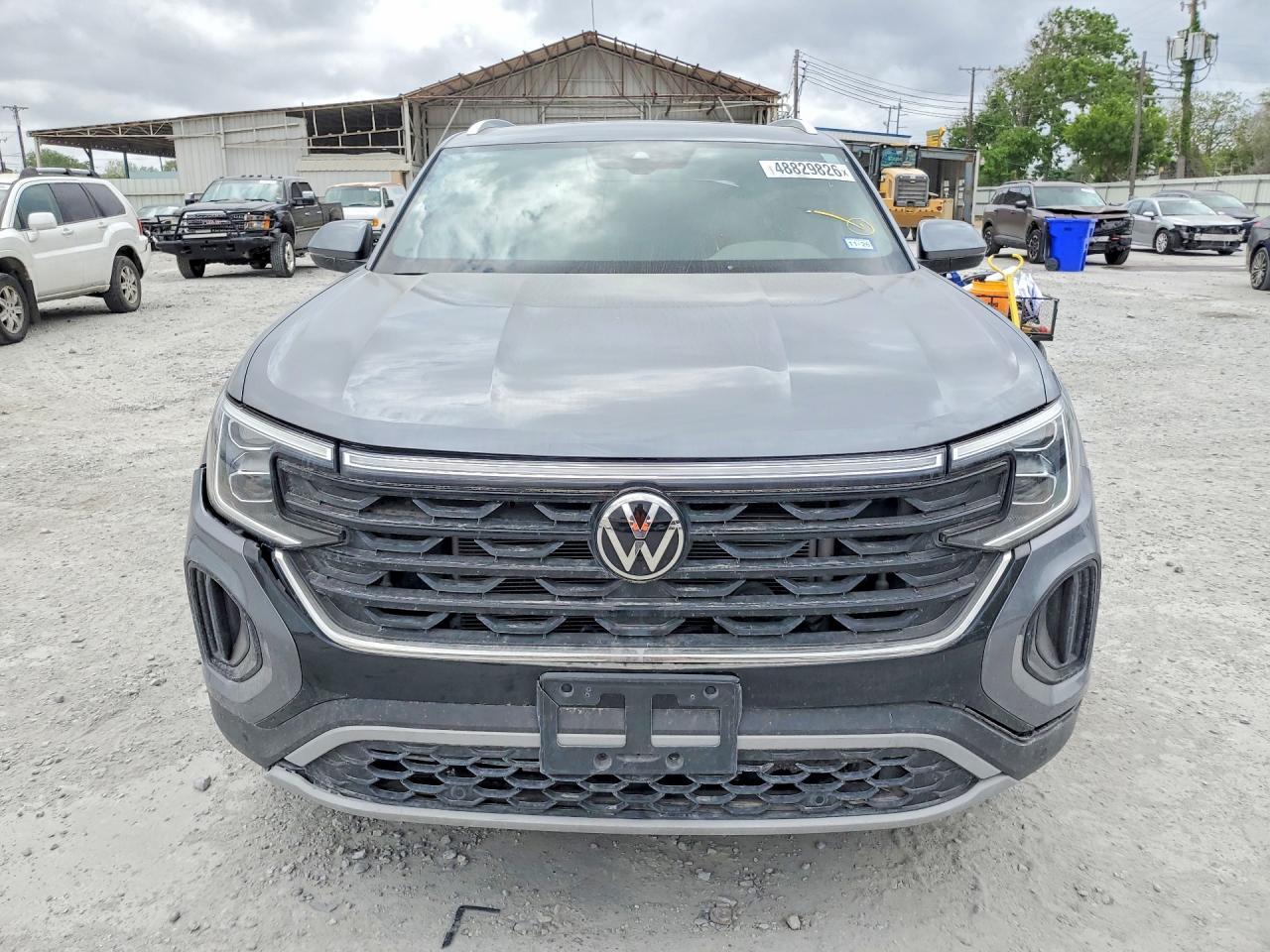 2024 Volkswagen Atlas Cross Sport Se - Image 5
