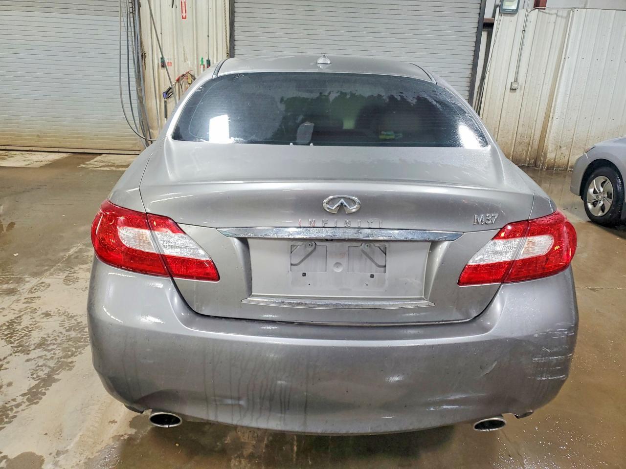 2012 Infiniti M37 Base - Фото 6