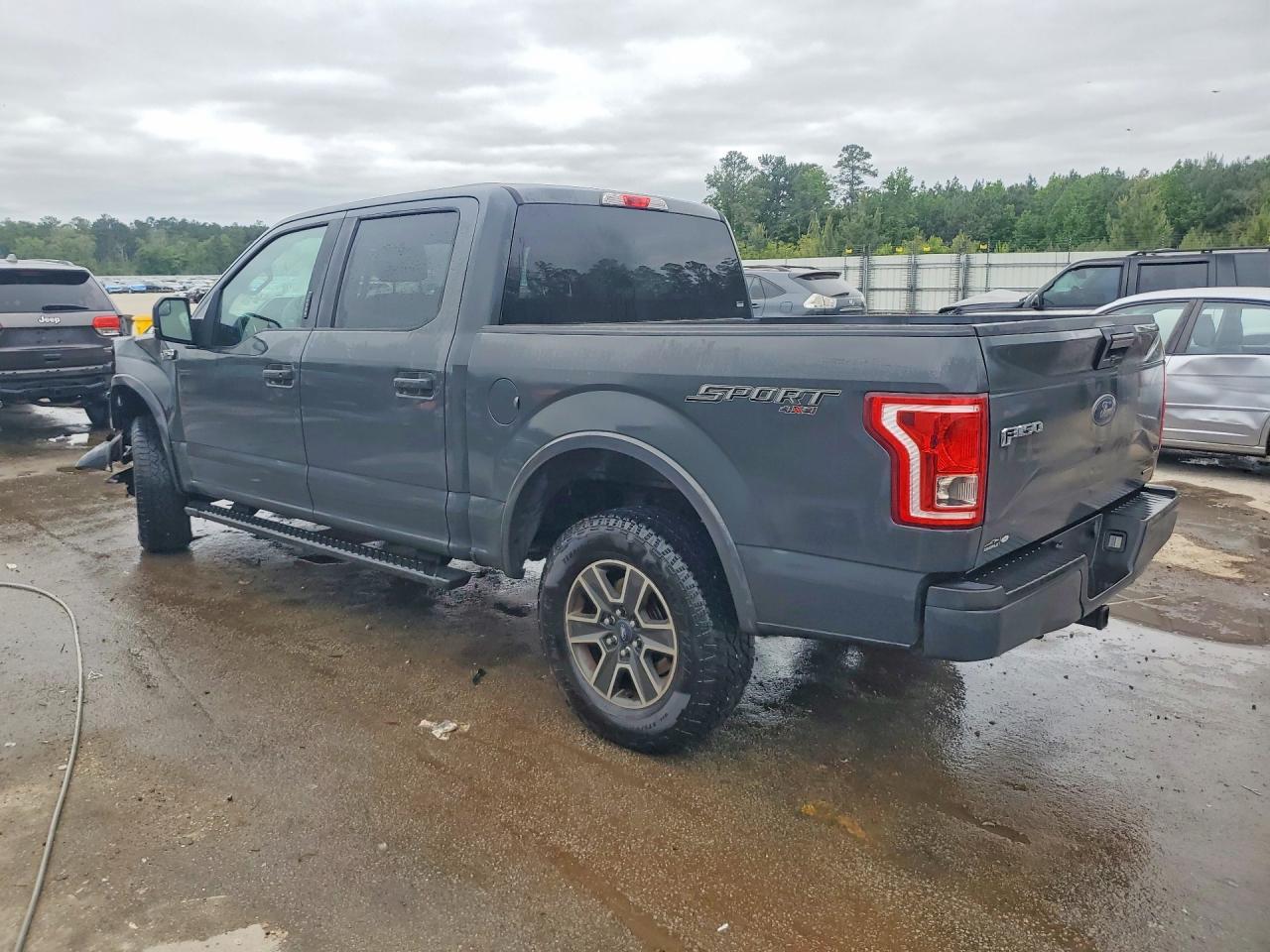 2016 Ford F150 Supercrew - Фото 2
