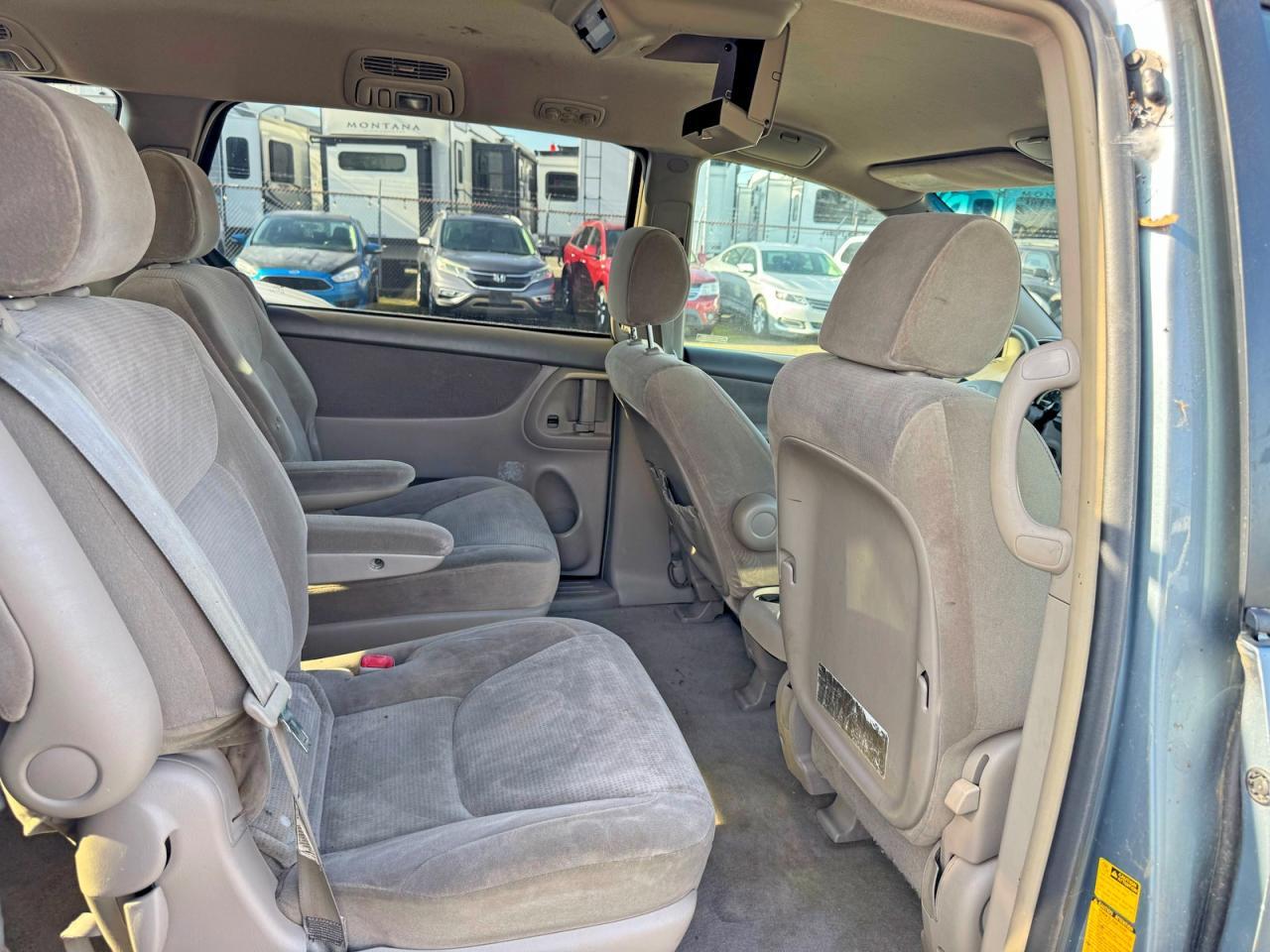 2004 Toyota Sienna Le 7 Passenger - Фото 6