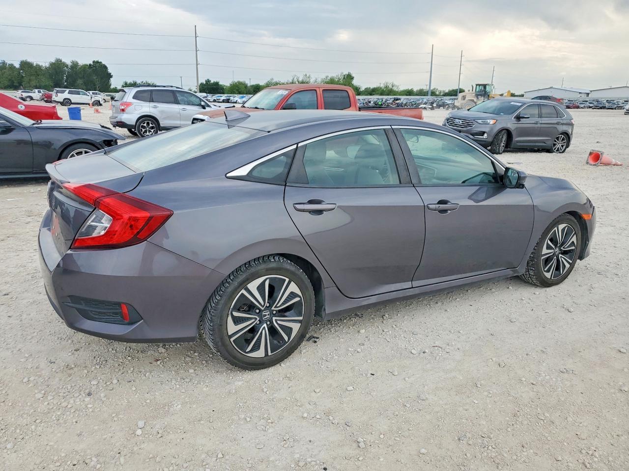 2018 Honda Civic Ex - Фото 3