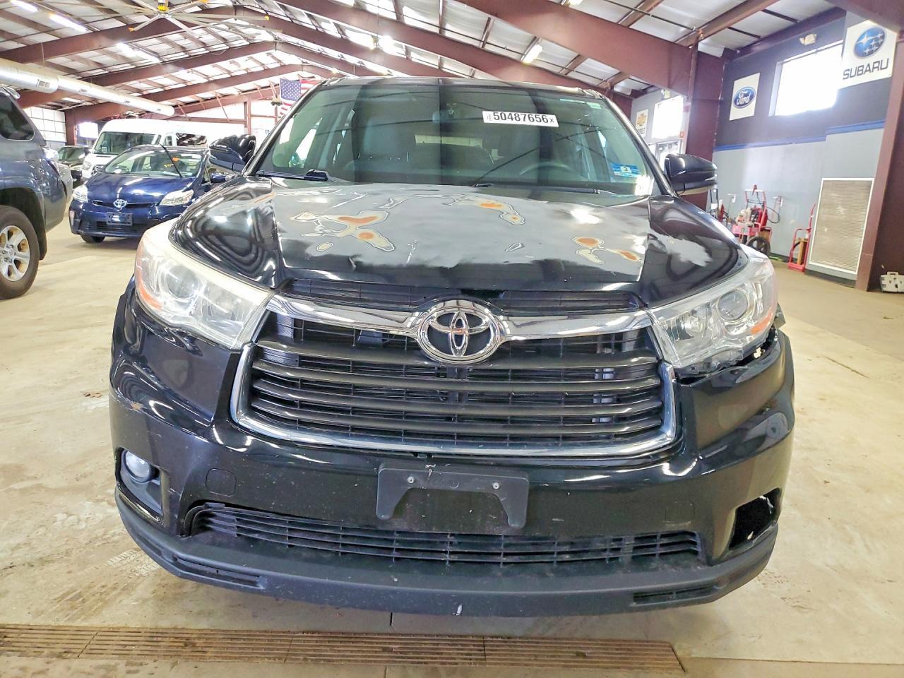 2014 Toyota Highlander Le Plus - Image 5