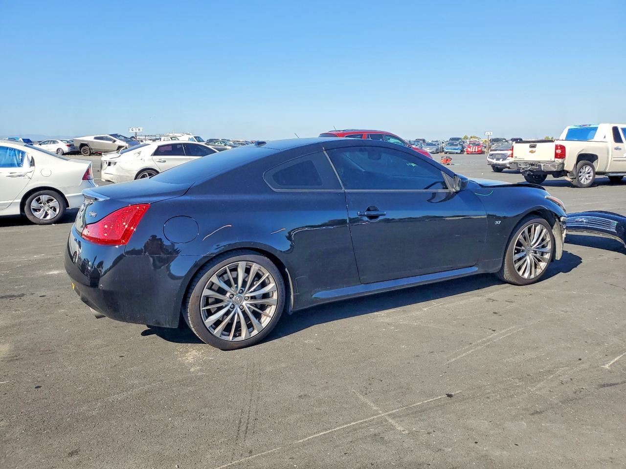 2014 Infiniti Q60 Coupe Journey - Фото 3