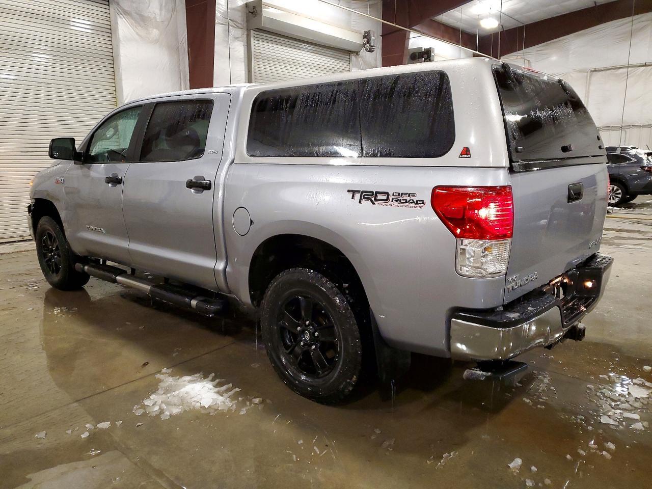 2013 Toyota Tundra - Фото 2