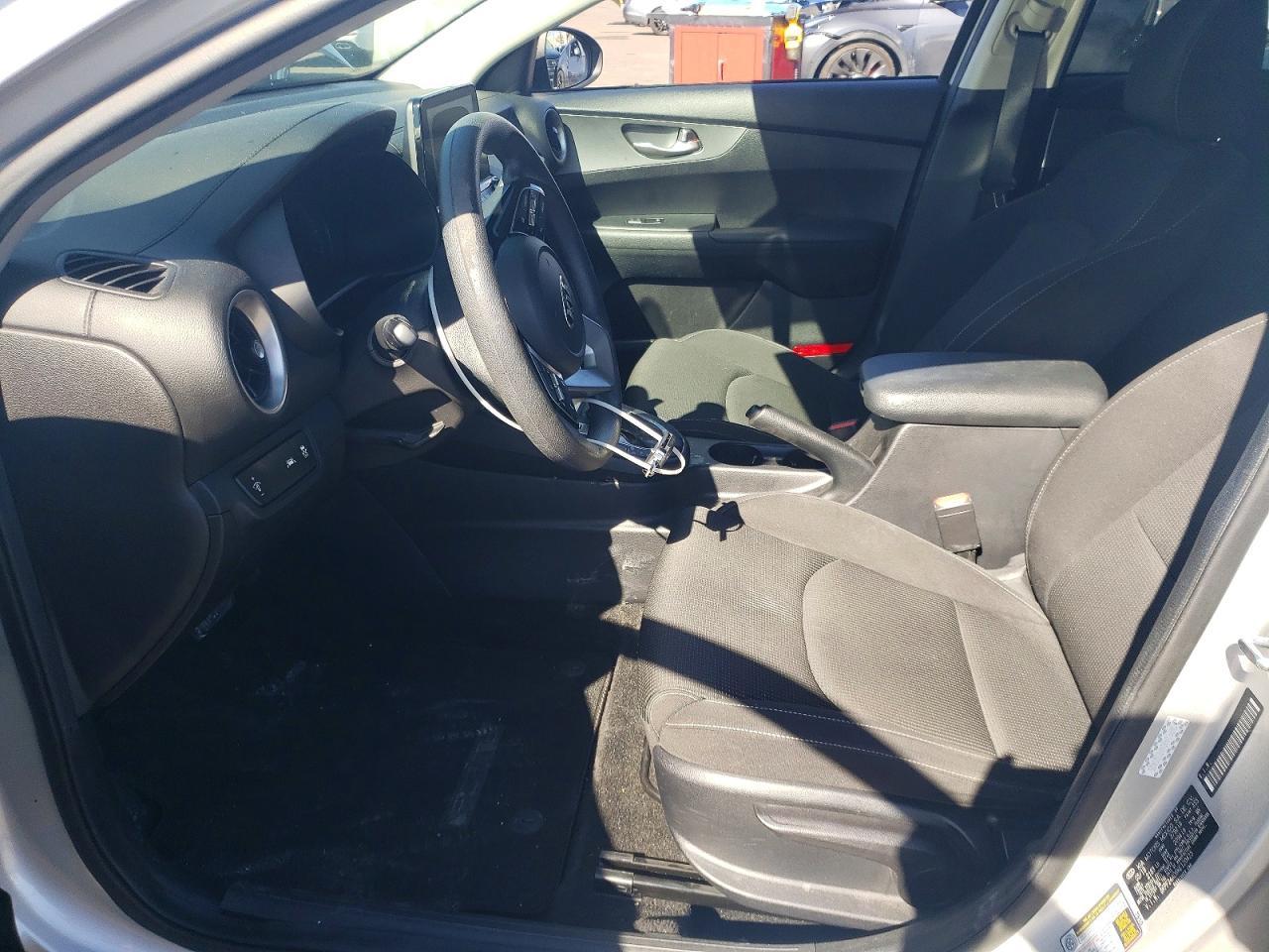 2019 Kia Forte Lxs - Image 7