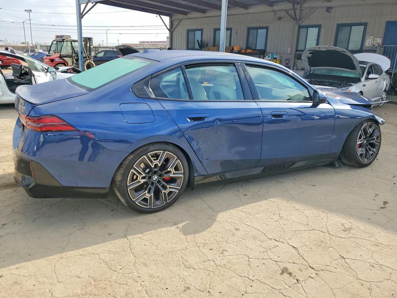 2026 BMW I5 Edrive 40 - Фото 3