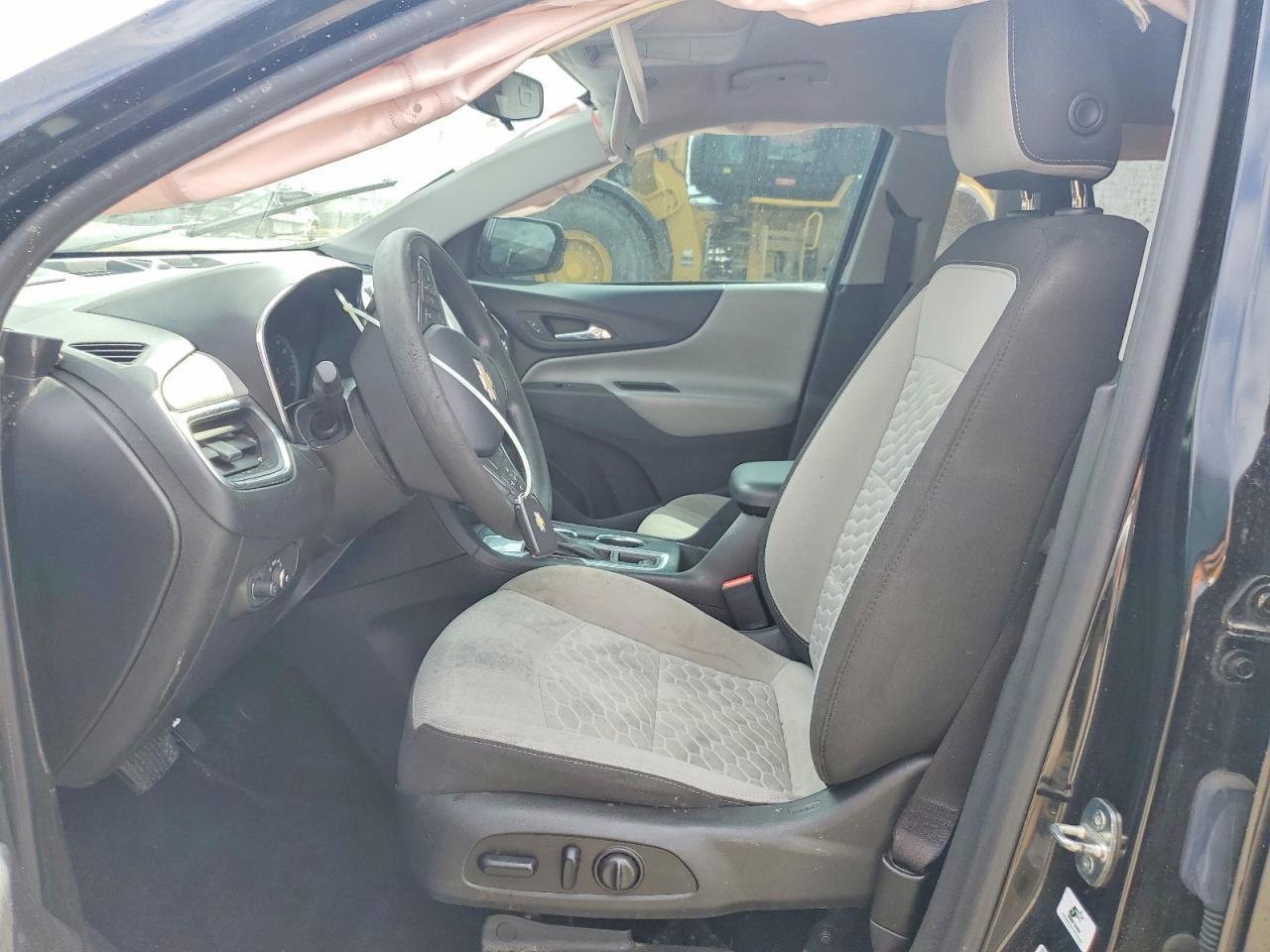 2021 Chevrolet Equinox Ls - Image 7